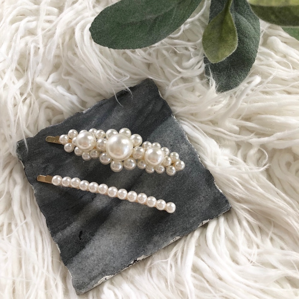 Pearl Hair Clips✨
